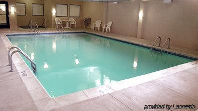 Beachfront Hotel Houghton Lake