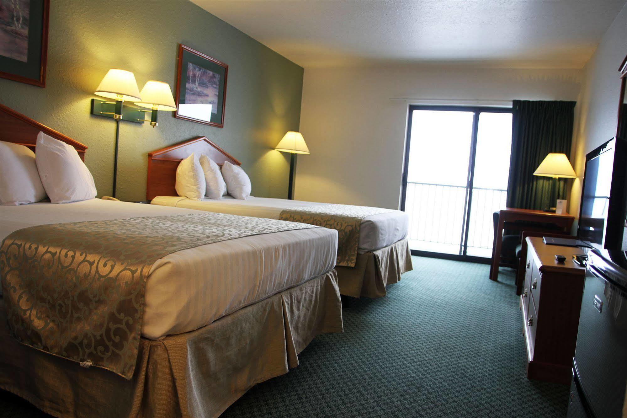 Hotel Beachfront Houghton Lake